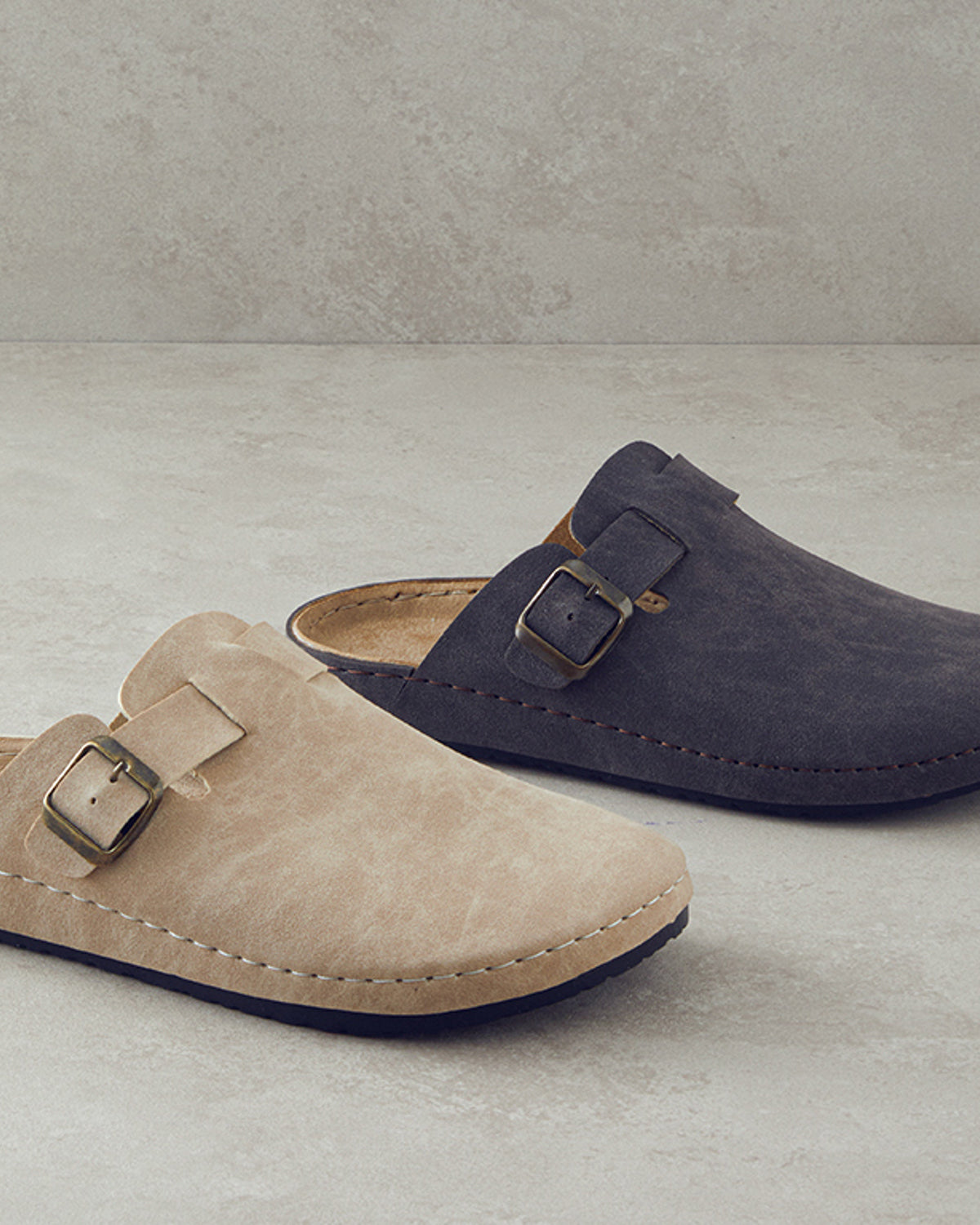Rainy Men’s House Slippers (view 4)