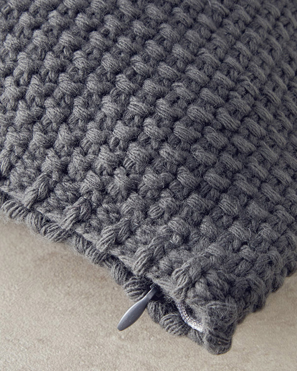 Knitwear Toss Pillow Cover 45x45 cm - Gray (view 2)