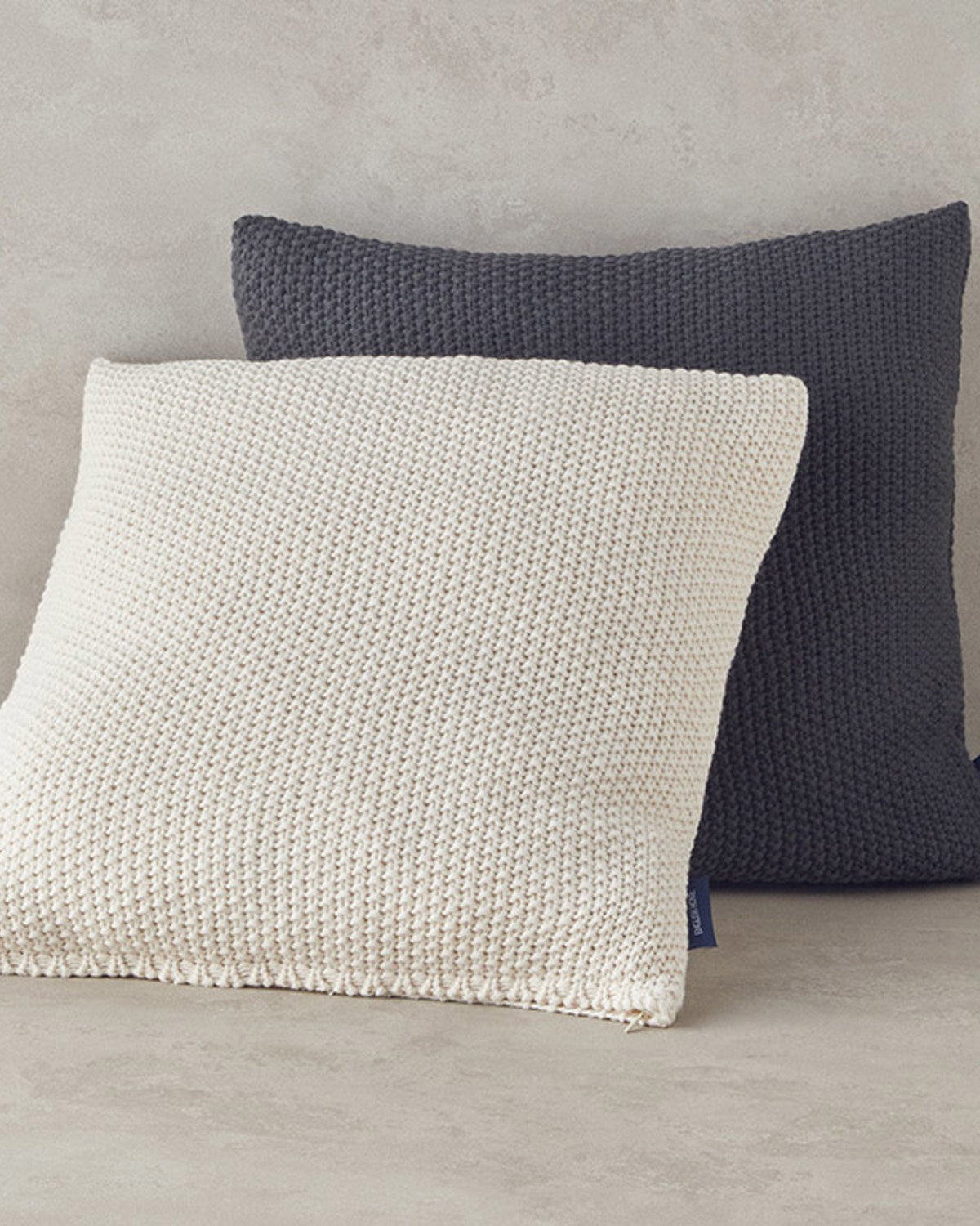 Knitwear Toss Pillow Cover 45x45 cm (view 3)
