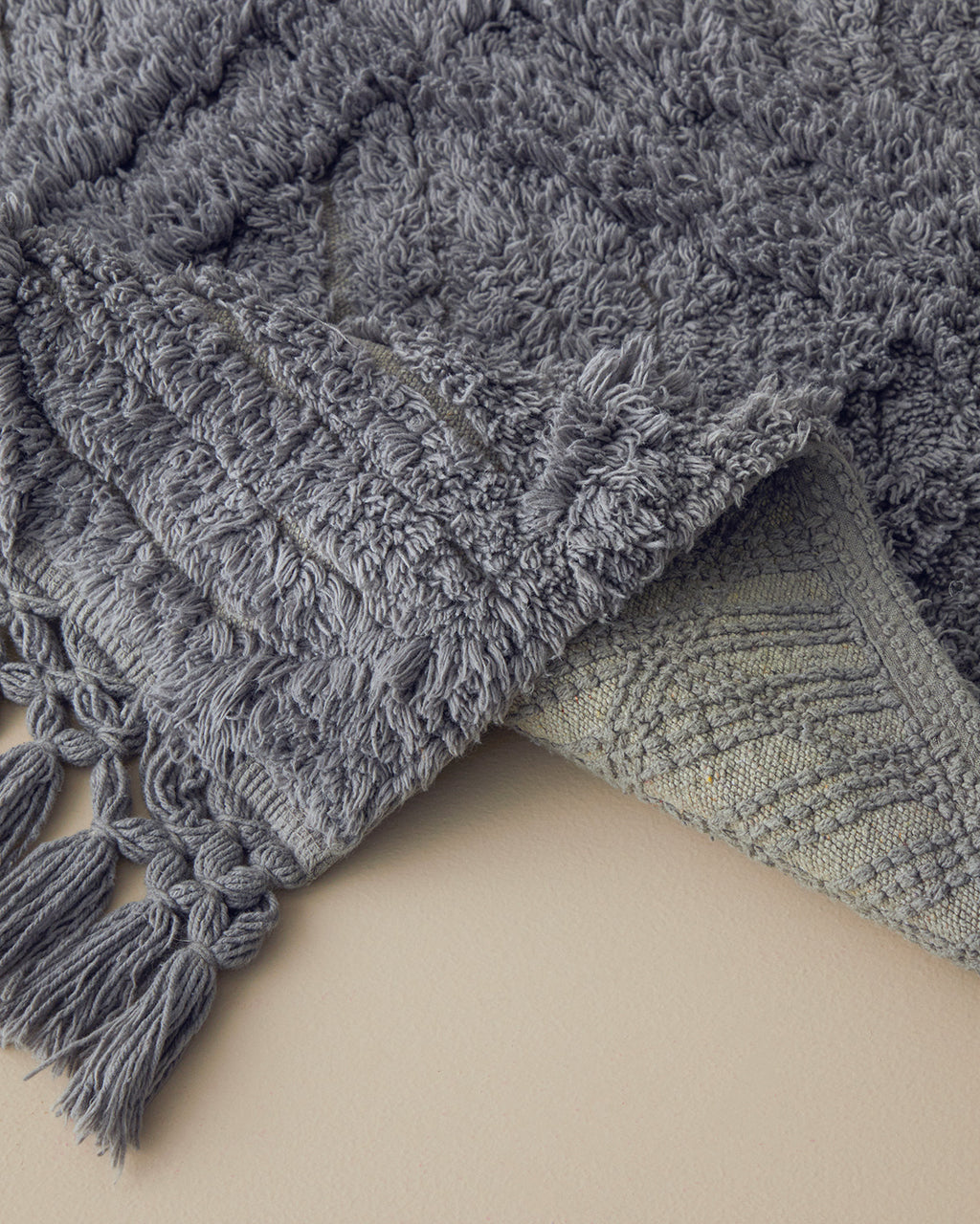 Tassel Check Cotton Fringed Bath Mat 50x80 cm Gray (view 2)
