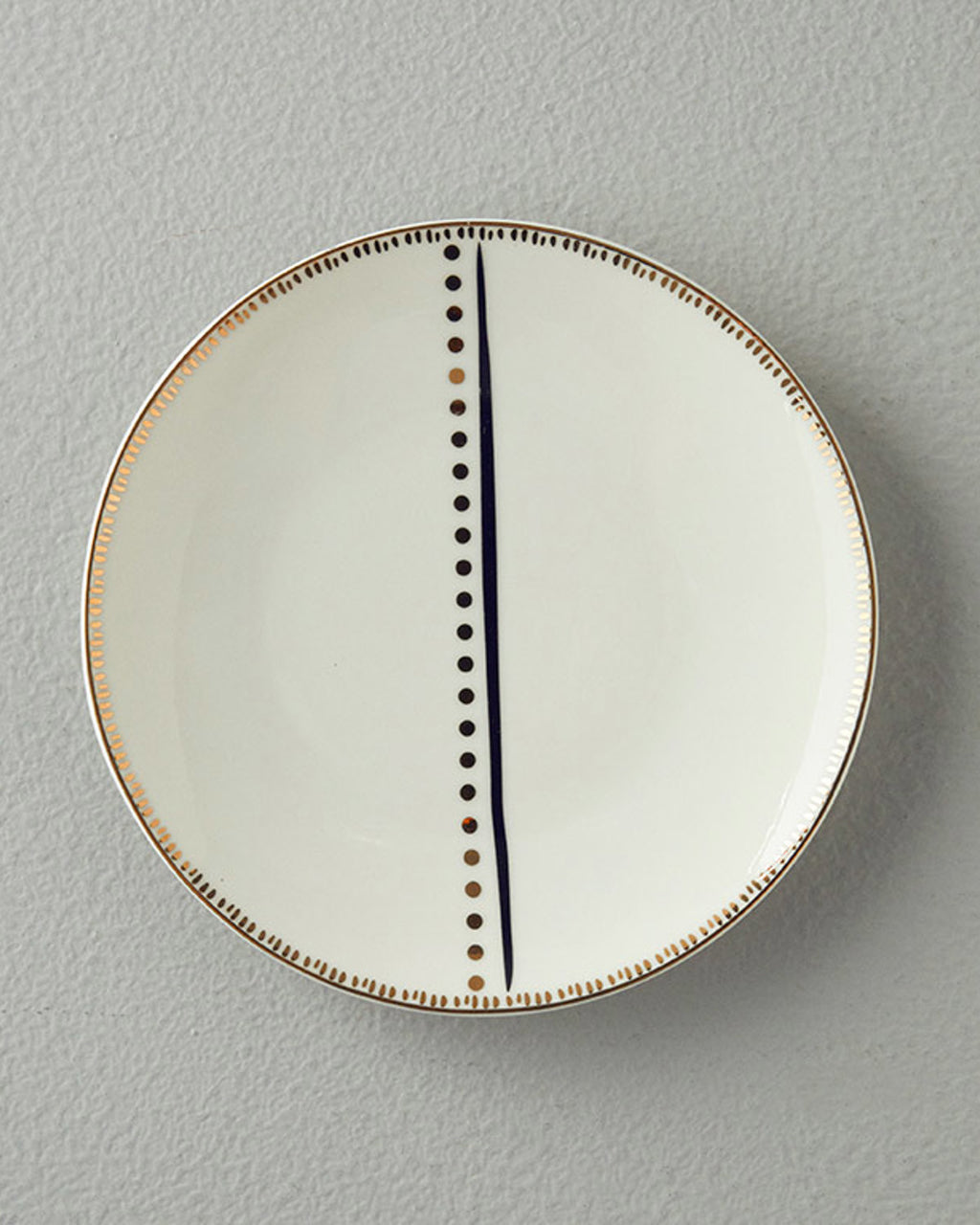 Modern Detail Bone Porcelain Cake Plate 20 cm Black
