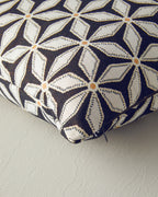 Dia Toss Pillow Cover 45x45 cm Black (view 2)