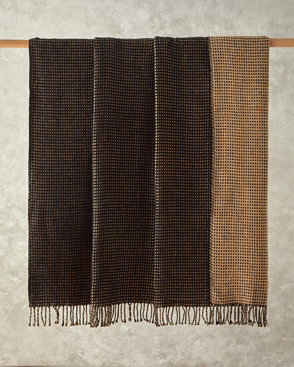Plain Waffle Cotton TV Blanket 110x170 cm - Anthracite - Beige