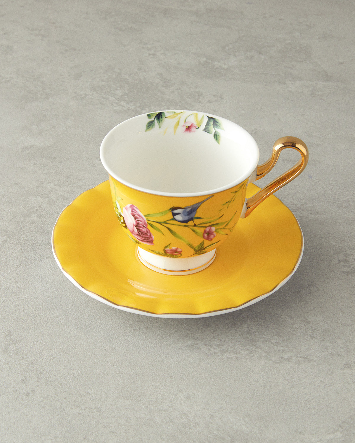 Vanilla New Bone China 4 Pieces 2 Servings Tea Cup Set 220 ml (view 11)