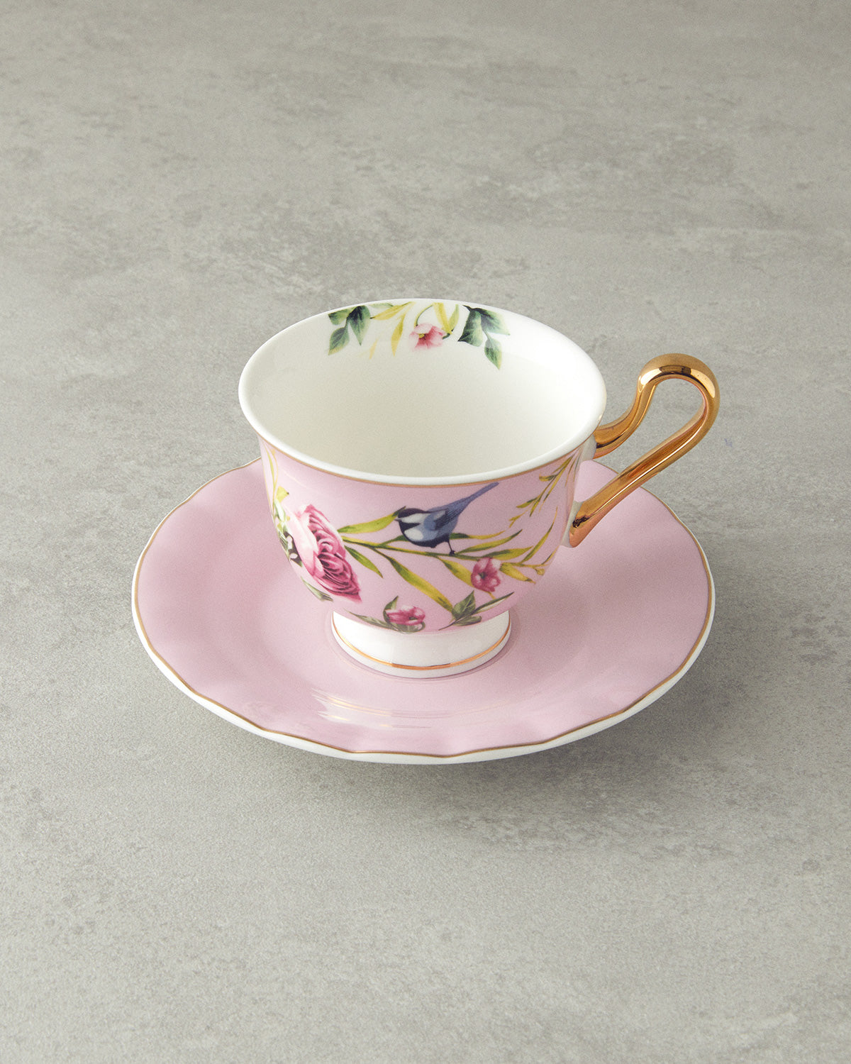 Vanilla New Bone China 4 Pieces 2 Servings Tea Cup Set 220 ml (view 17)