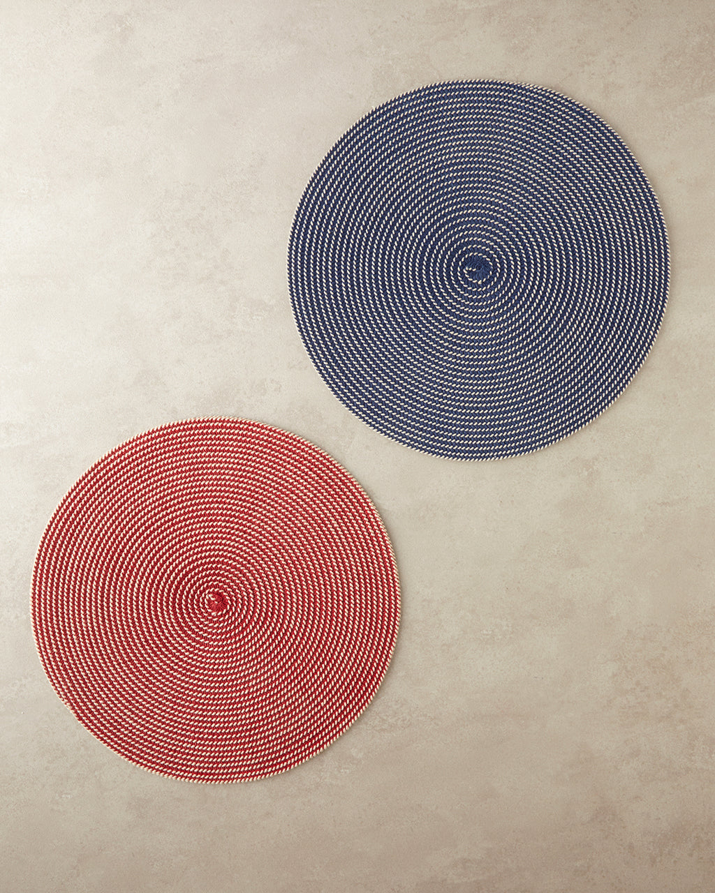 Fiora Polyester Table Mat 38 cm Red (view 3)