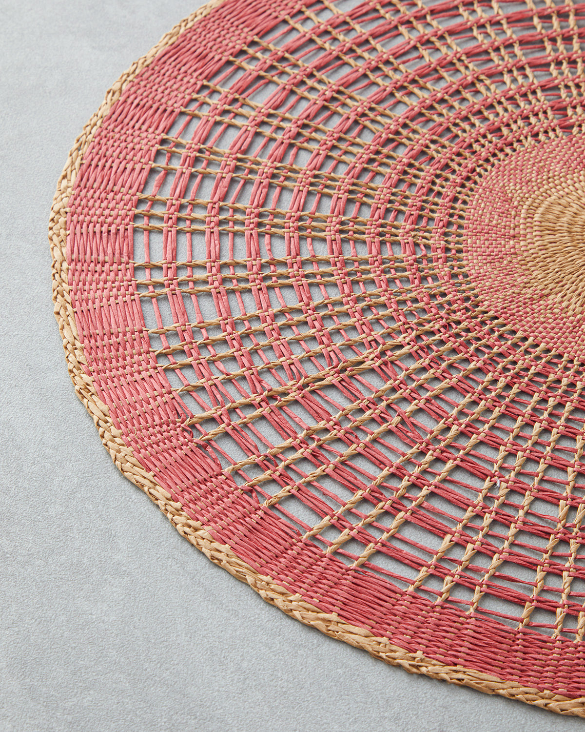 Bienne Paper Table Mat 38 cm (view 4)