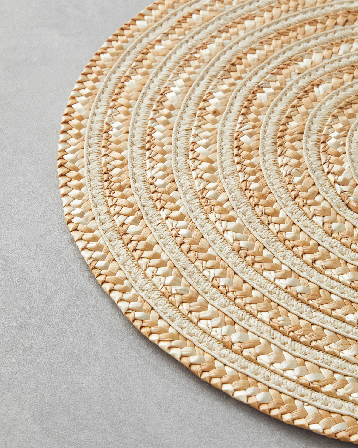 Cabiene Paper Table Mat 38 cm Beige (view 2)