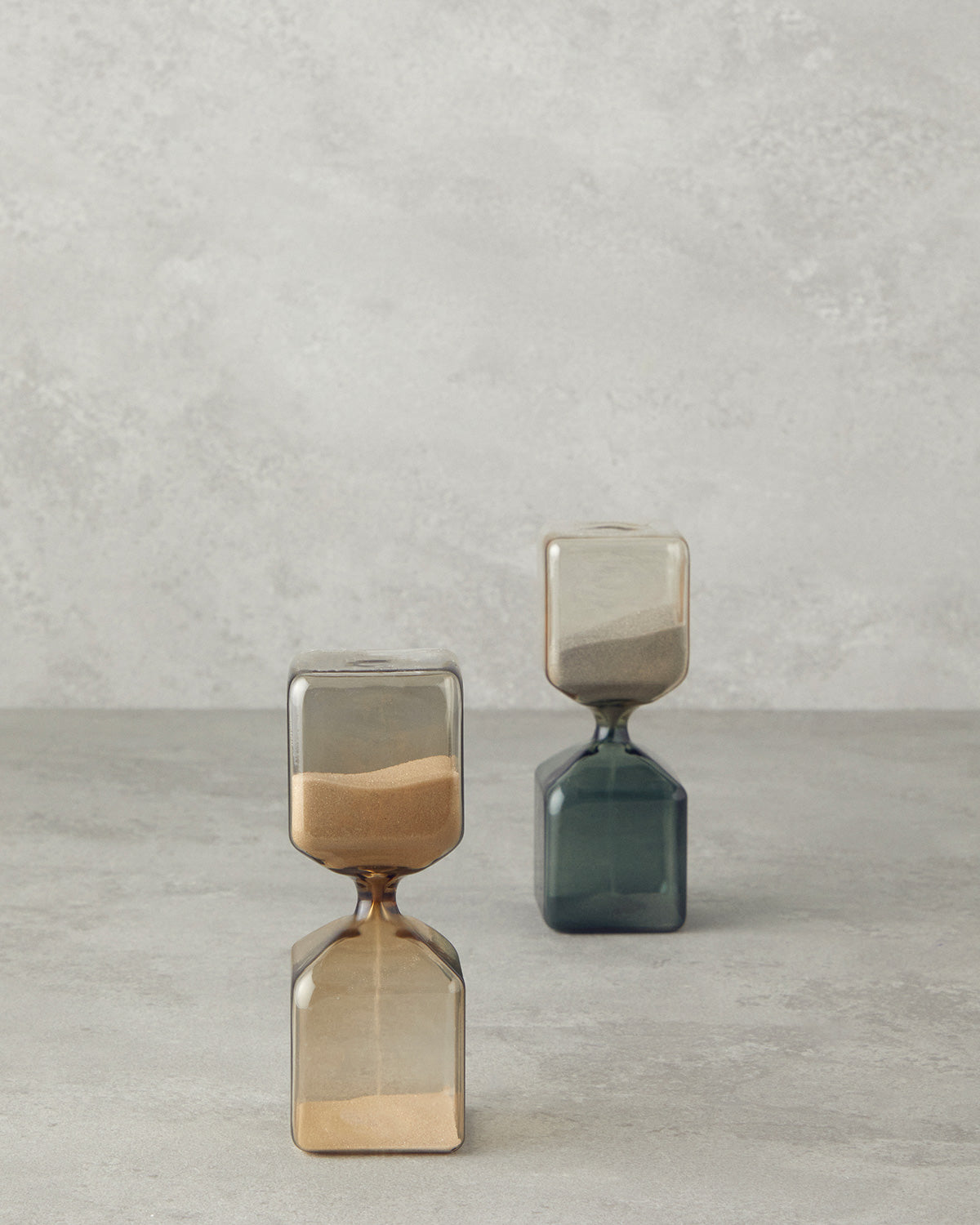 Cubic Glass Hourglass 14 cm (view 4)