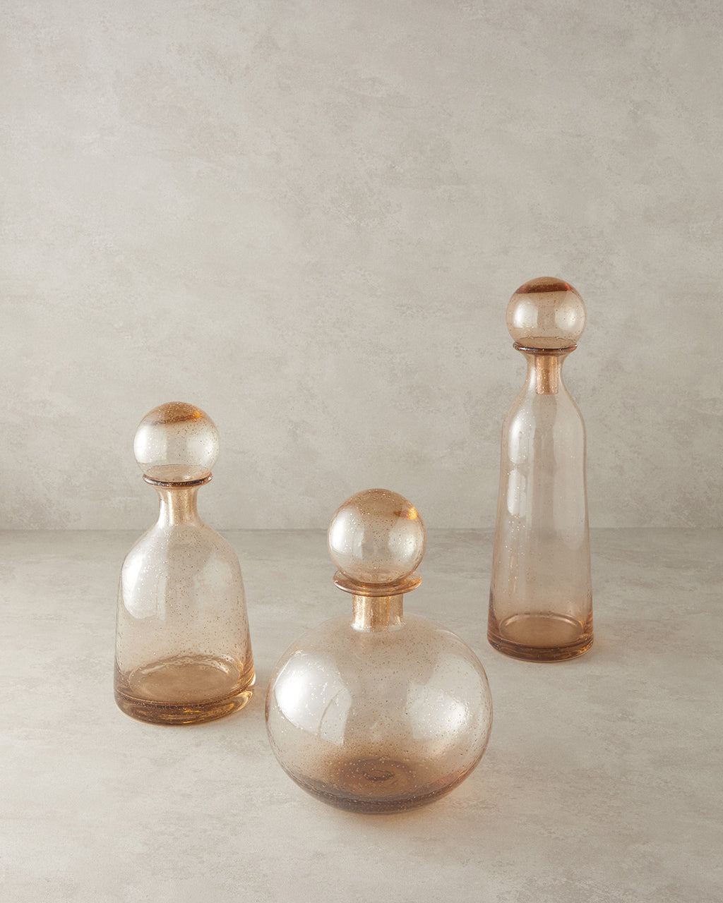 Gloria Glass Decorative Object Gold (view 4)