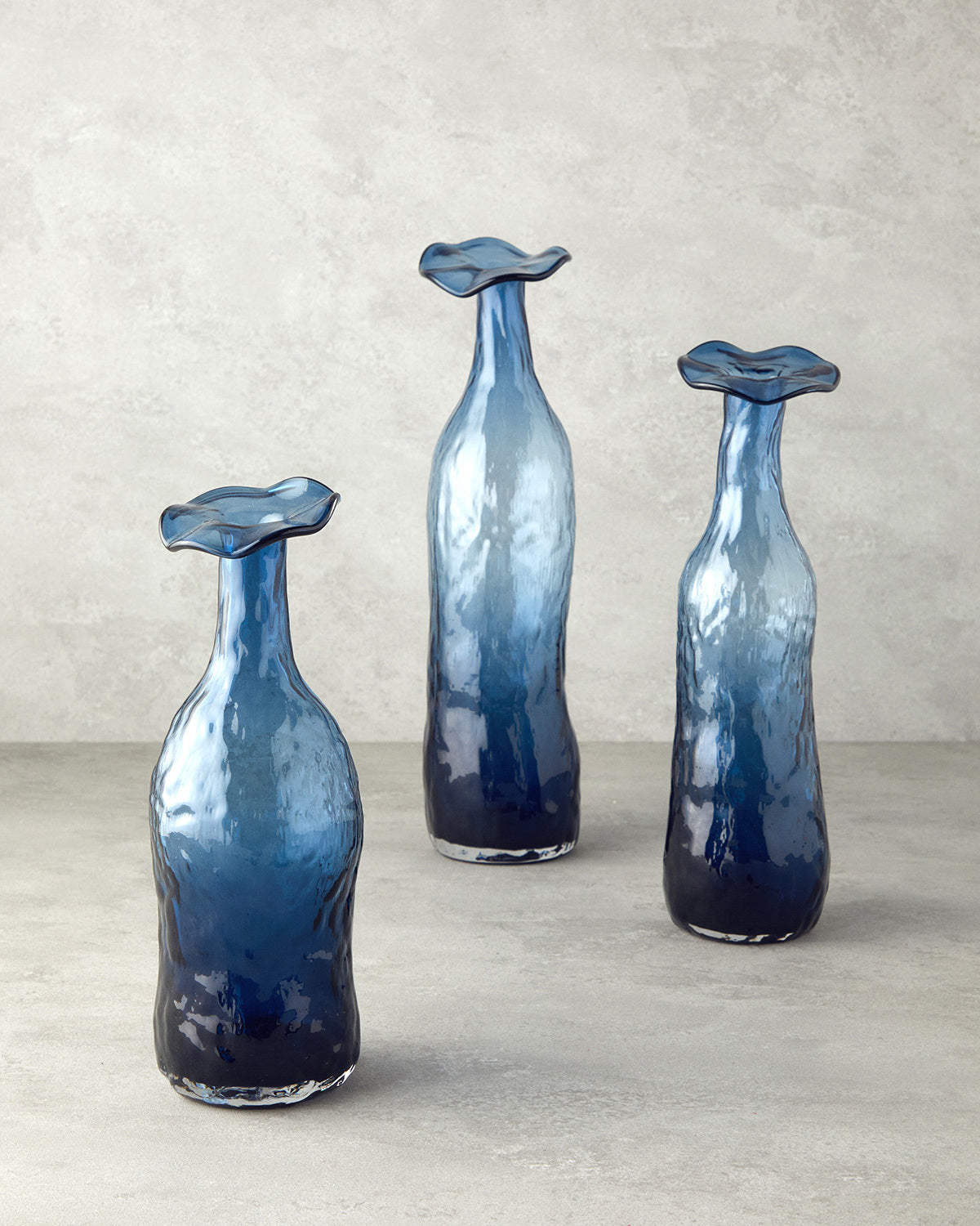 Wave Flower Glass Vase 10x40 cm Blue (view 3)