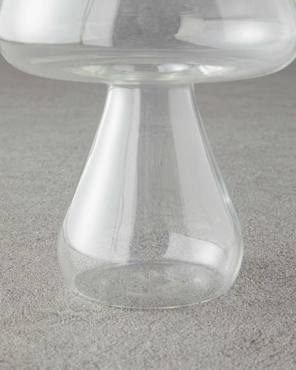 Mushroom Borosilicate Vase 16x12.5 cm Transparent (view 3)