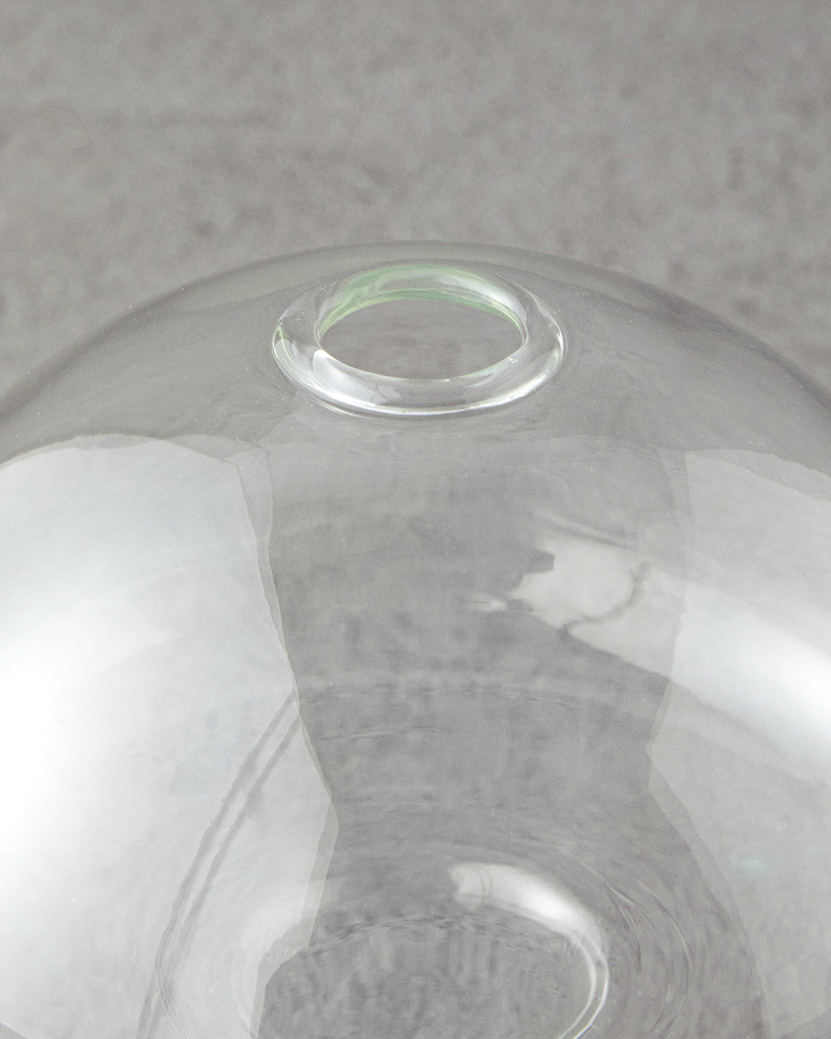 Mushroom Borosilicate Vase 16x12.5 cm Transparent (view 4)