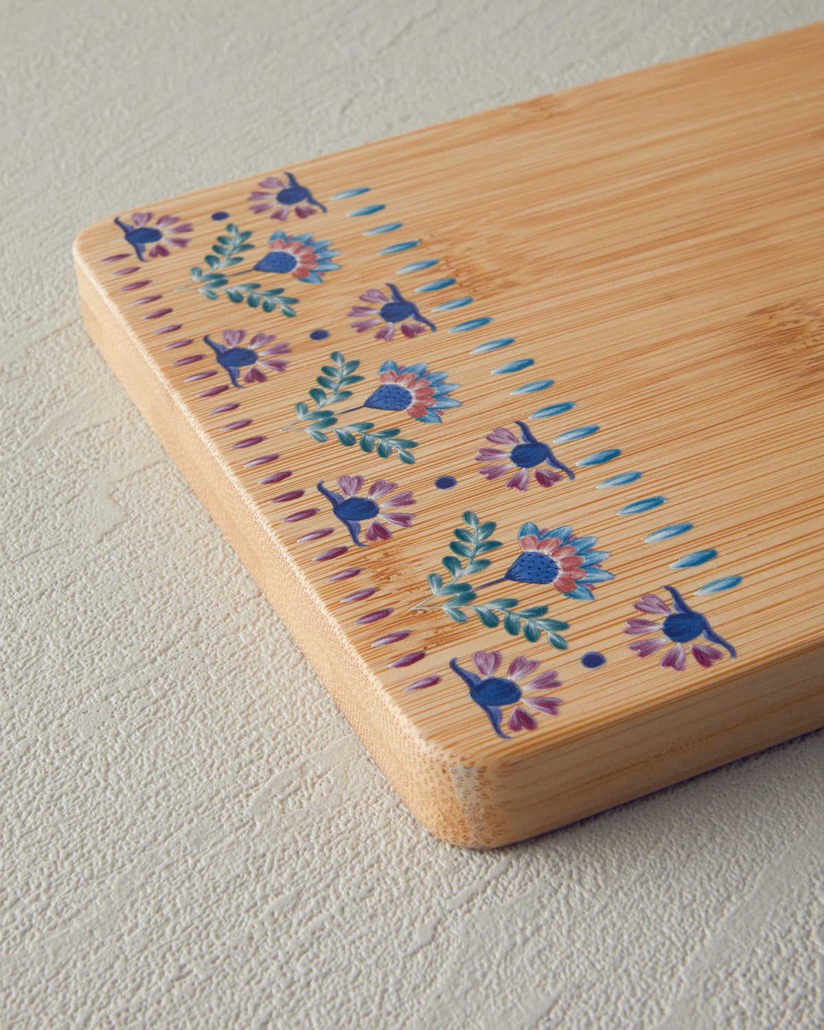 Bamboo Cutting Board 40x14 cm Pink (view 2)