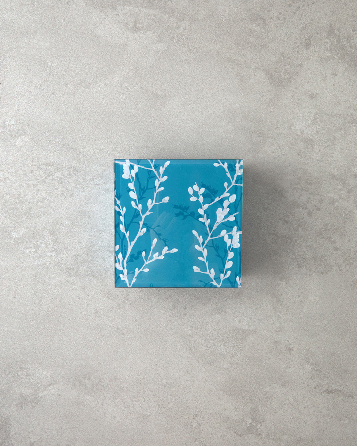 Sakura Garden Glass Decorative Box 12x12x5.3 cm (view 4)