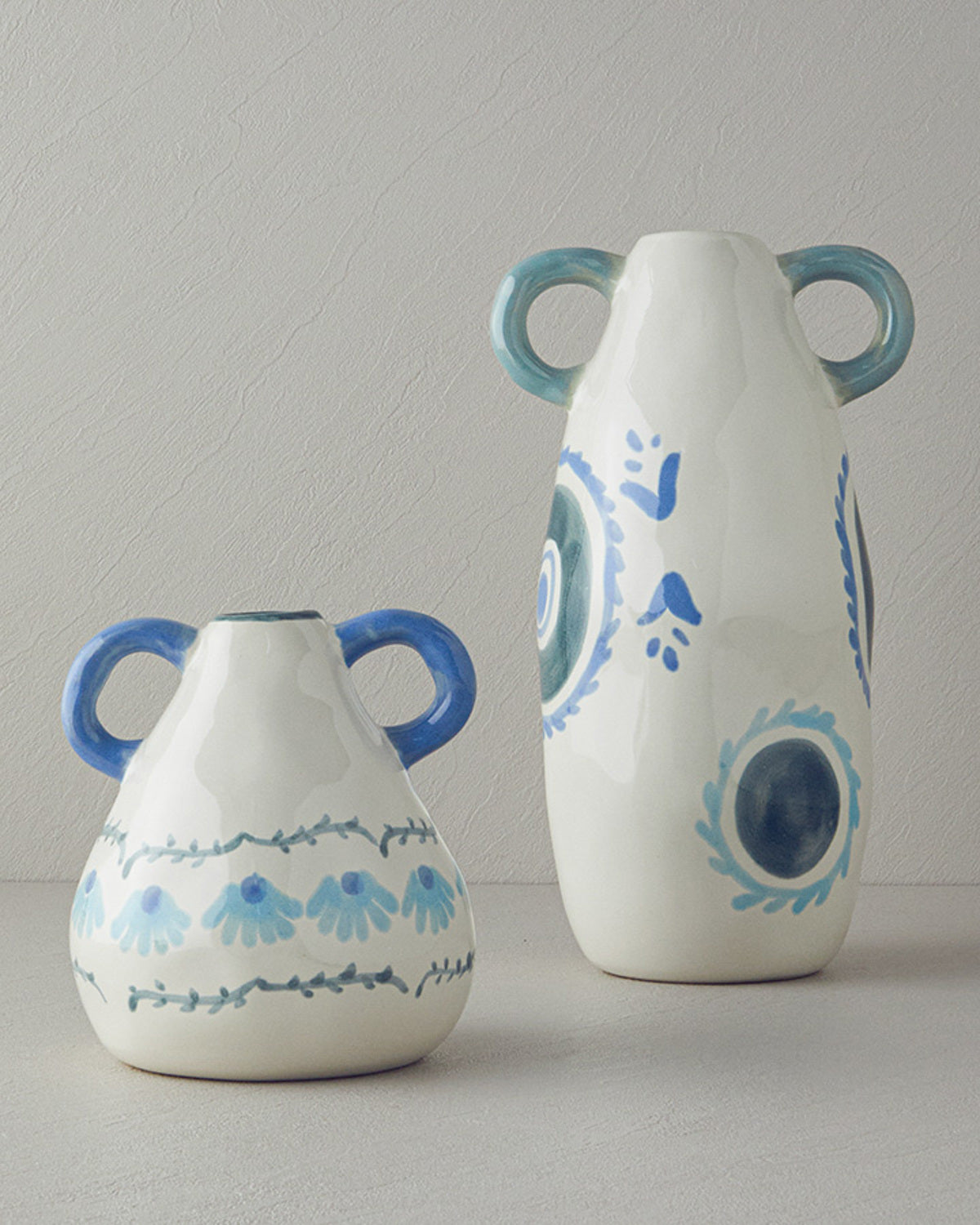 Sylvia Stoneware Vase Multicolor (view 3)