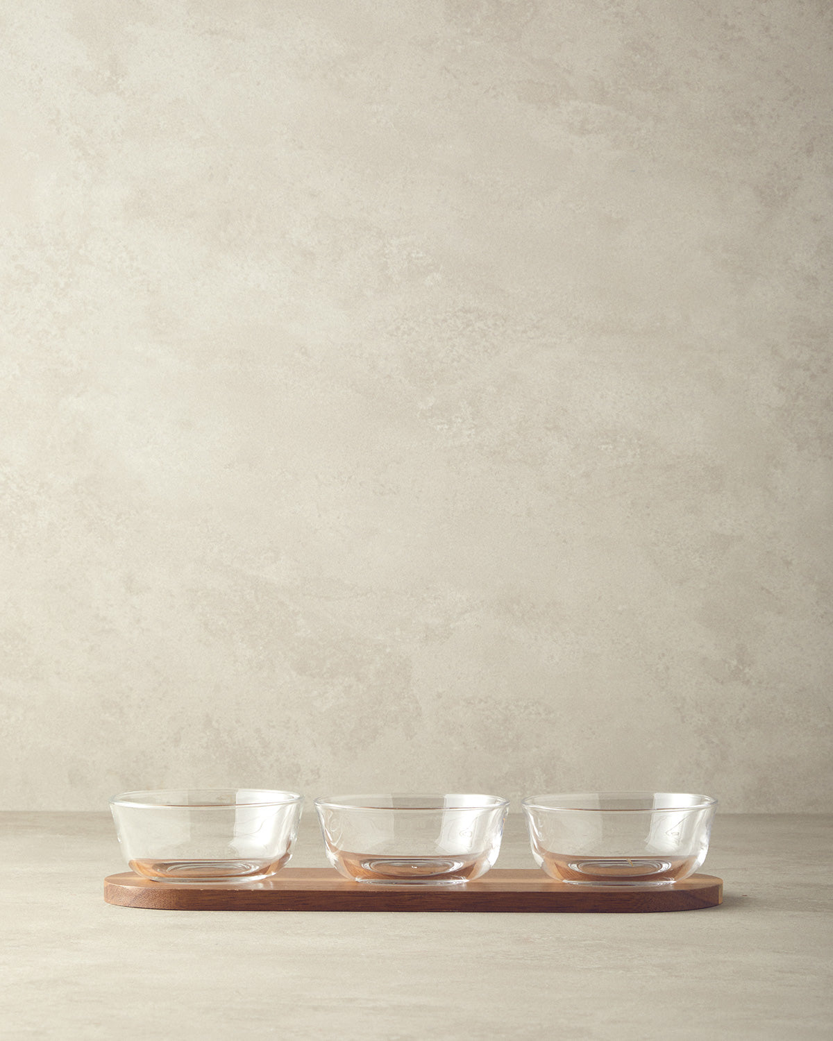 Orient Acacia Serving Ware Dark Brown (view 4)