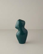 Rita Vase (view 4)