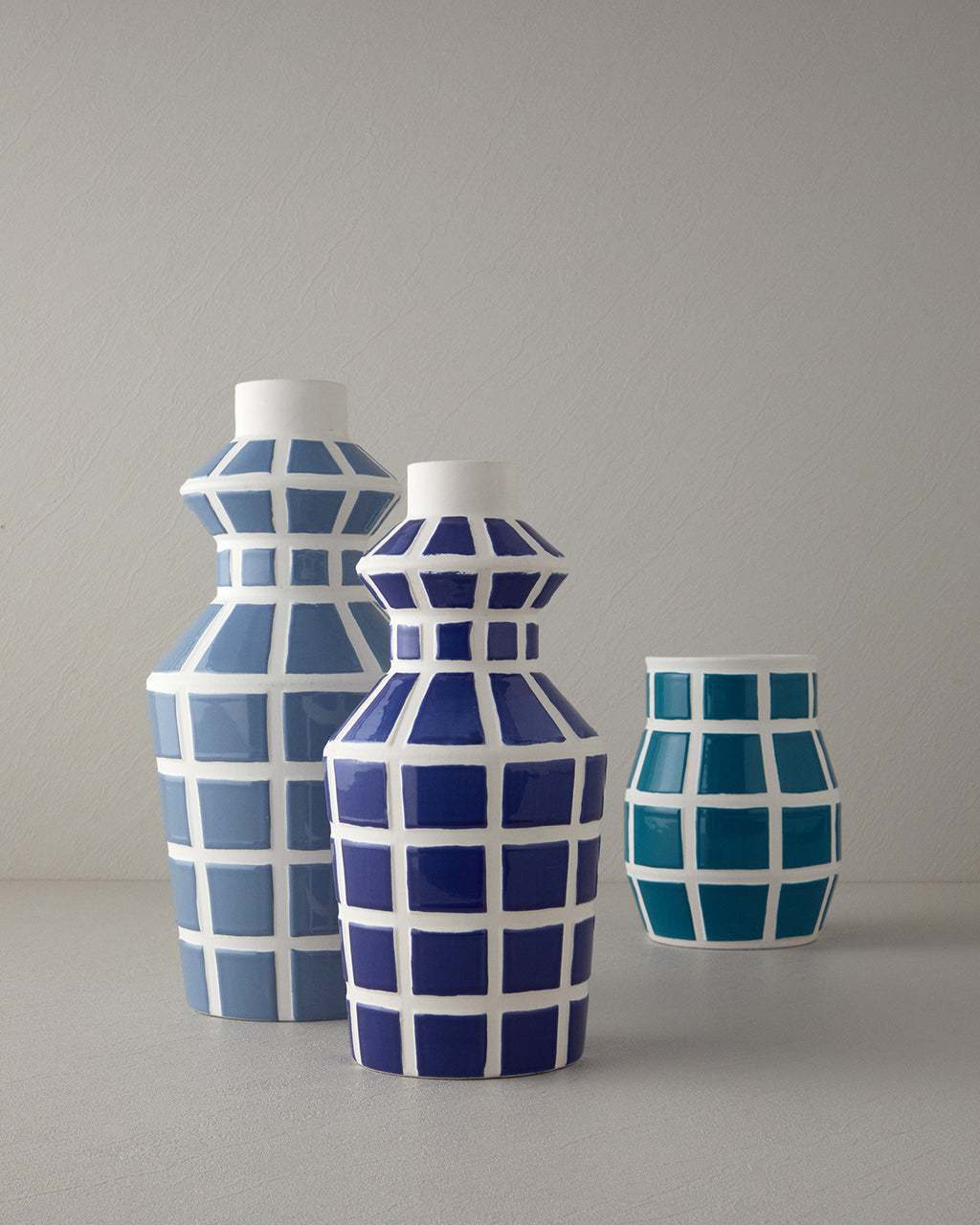 Trina Vase - Blue - 15x15x30 cm (view 3)