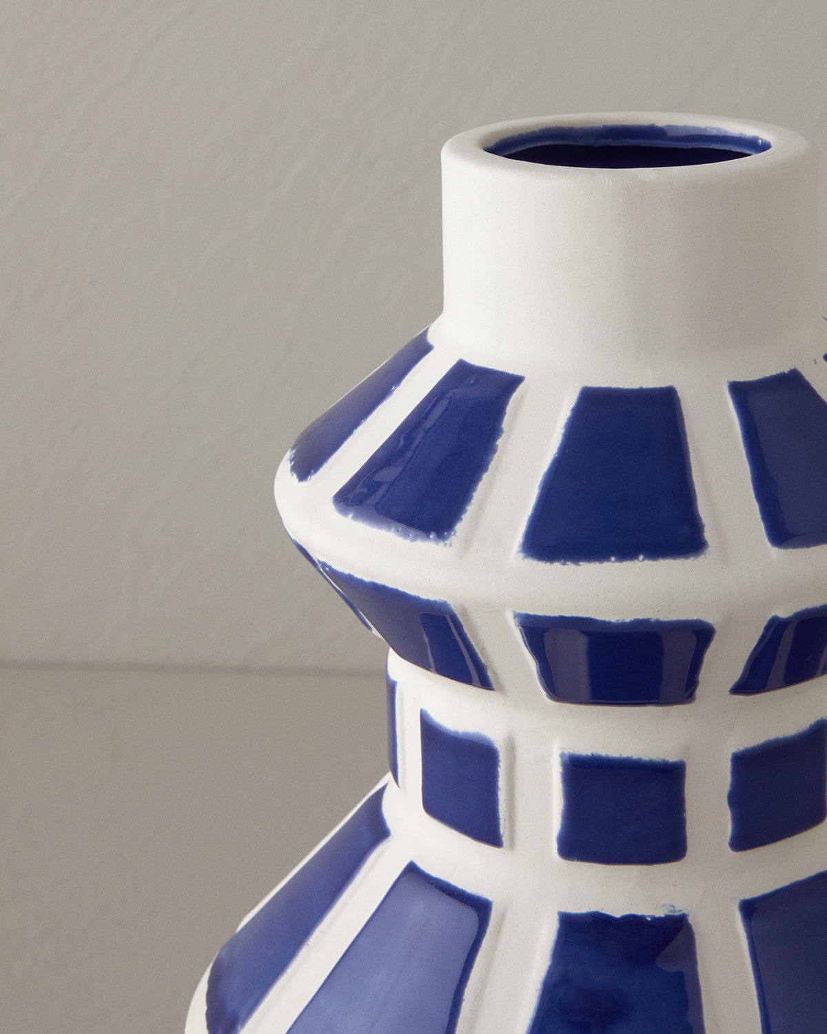 Trina Vase (view 8)