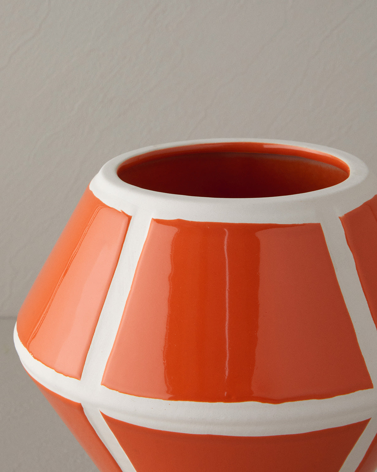 Trina Vase (view 14)