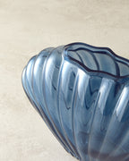 Shell Vase (view 7)