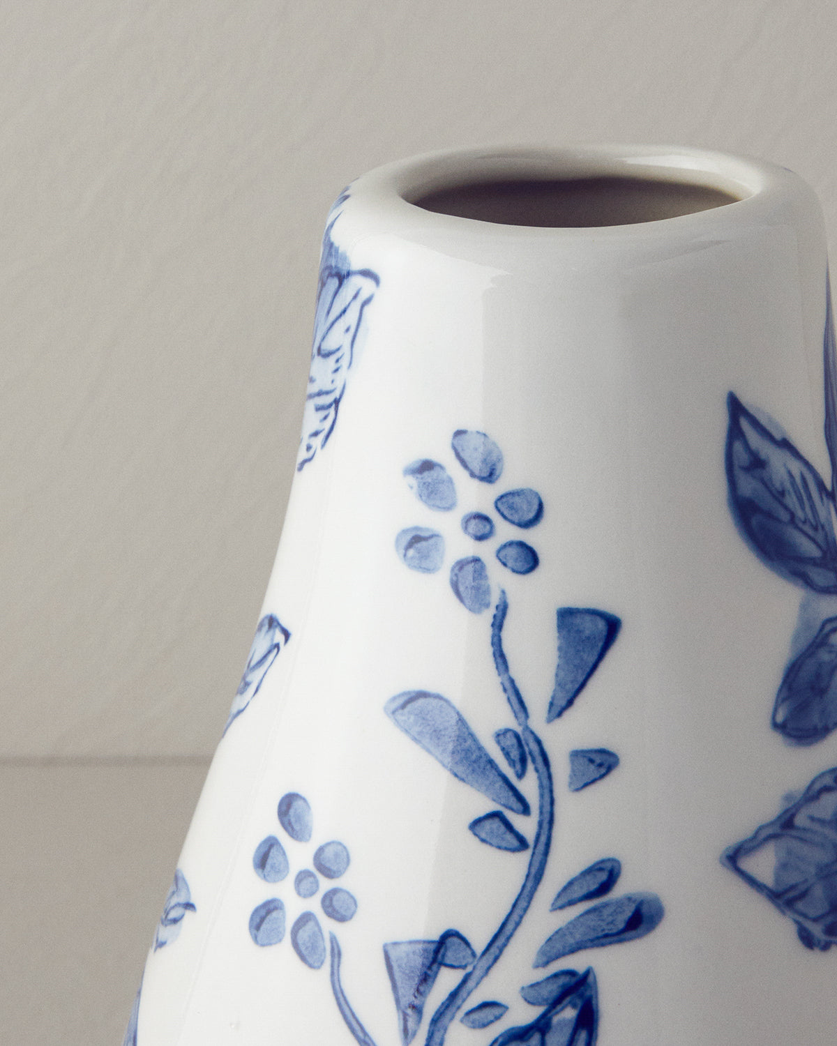 Ginny Vase White - Blue (view 7)
