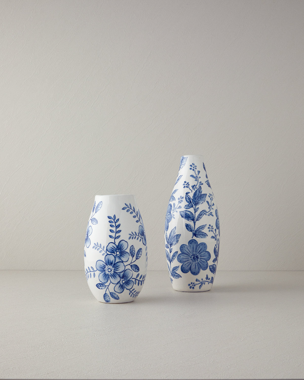 Ginny Vase White - Blue (view 8)