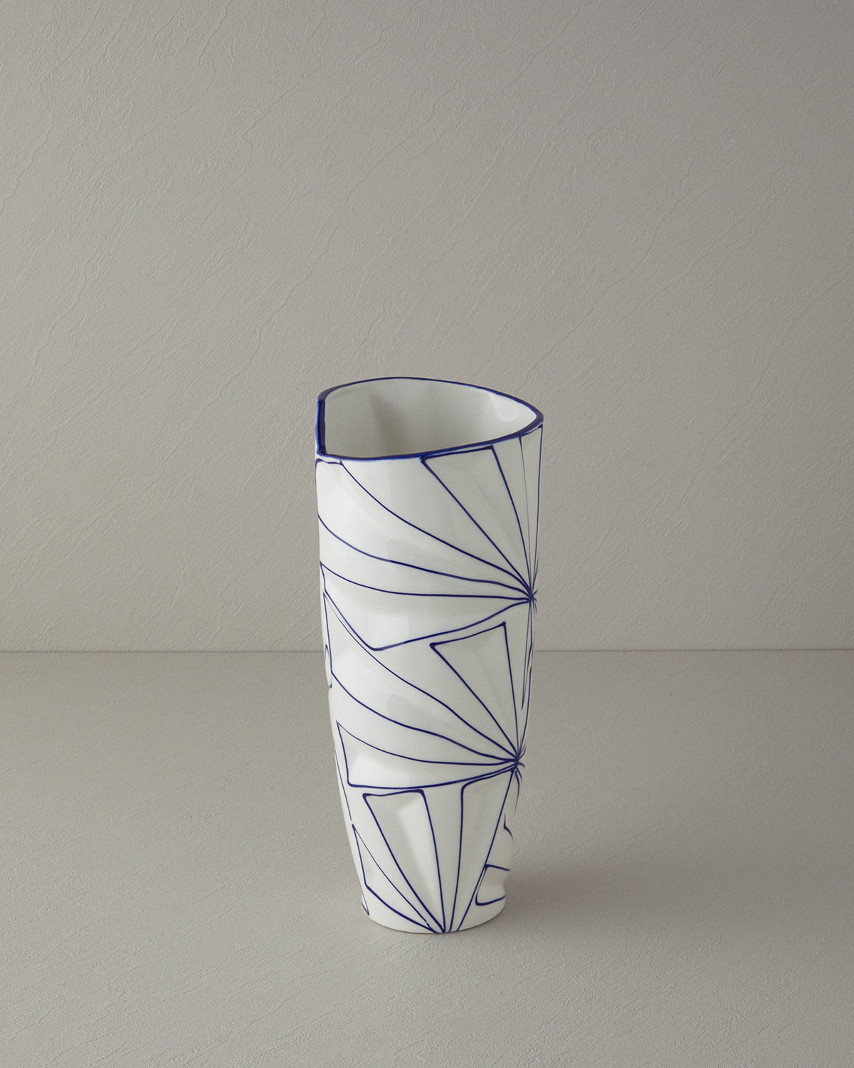 Gusto Vase White - Blue (view 6)