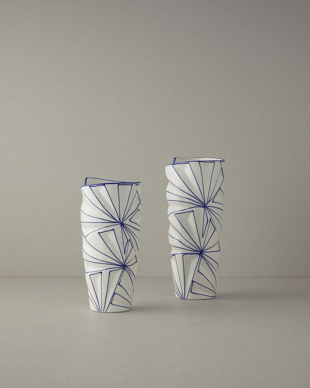 Gusto Vase White - Blue (view 8)