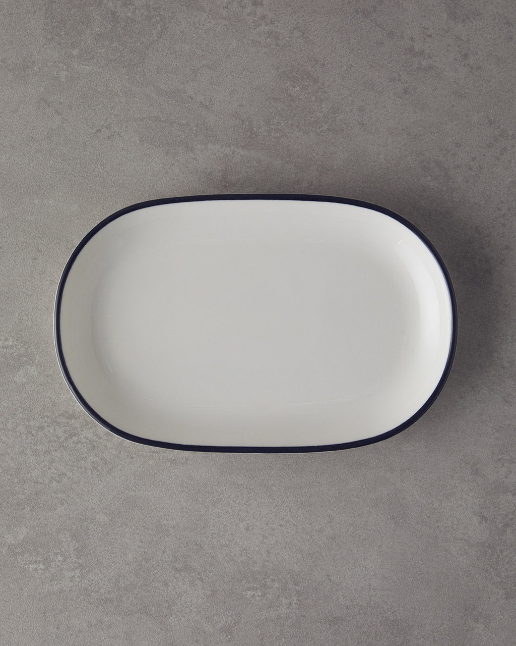 Porcelain Rectangular Plate Black (view 5)