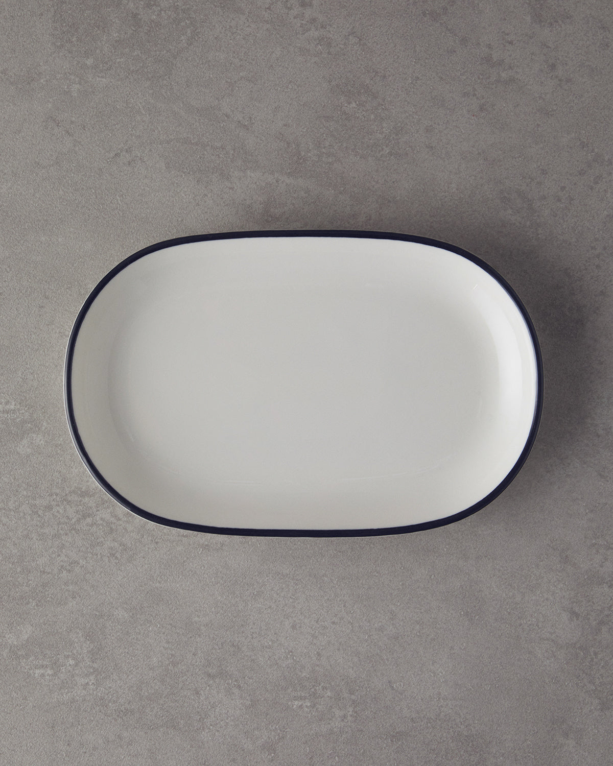 Porcelain Rectangular Plate Black (view 5)