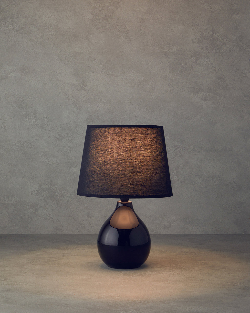 Becca Ceramic Table Lamp Black (view 6)