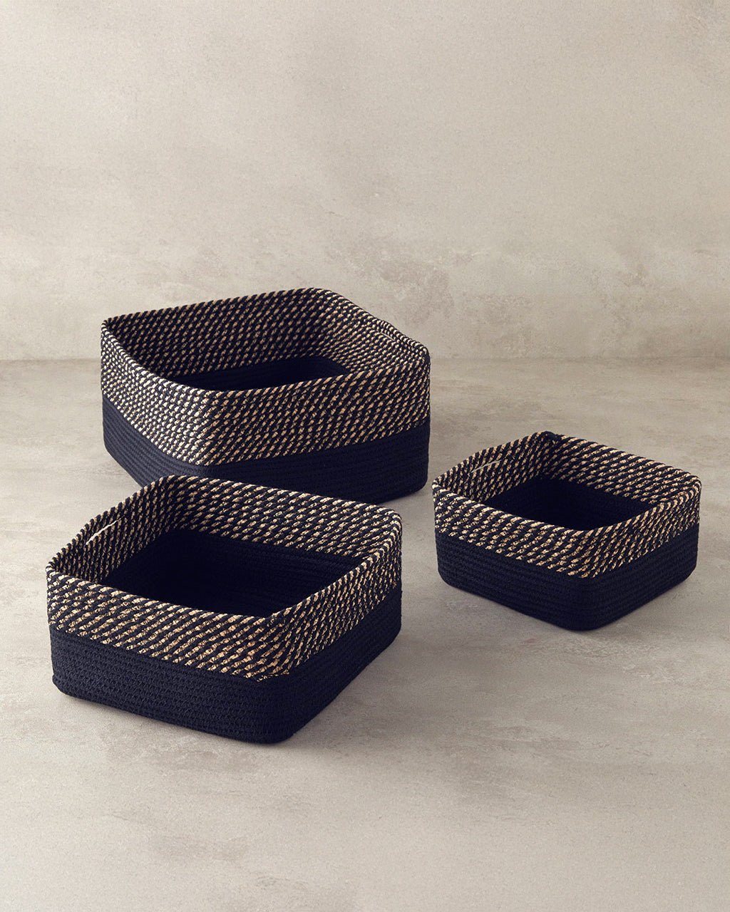 Terra Basket 30x15 cm Natural - Black (view 3)