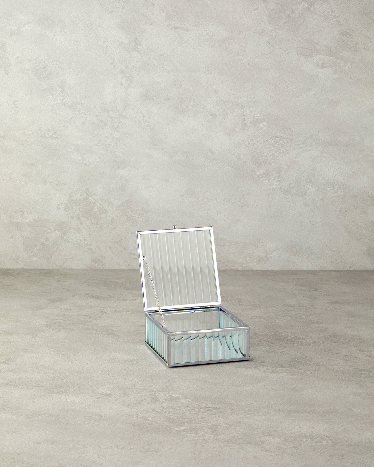 Glamour Glass Decorative Box Silver - 20x12x6 cm (view 2)