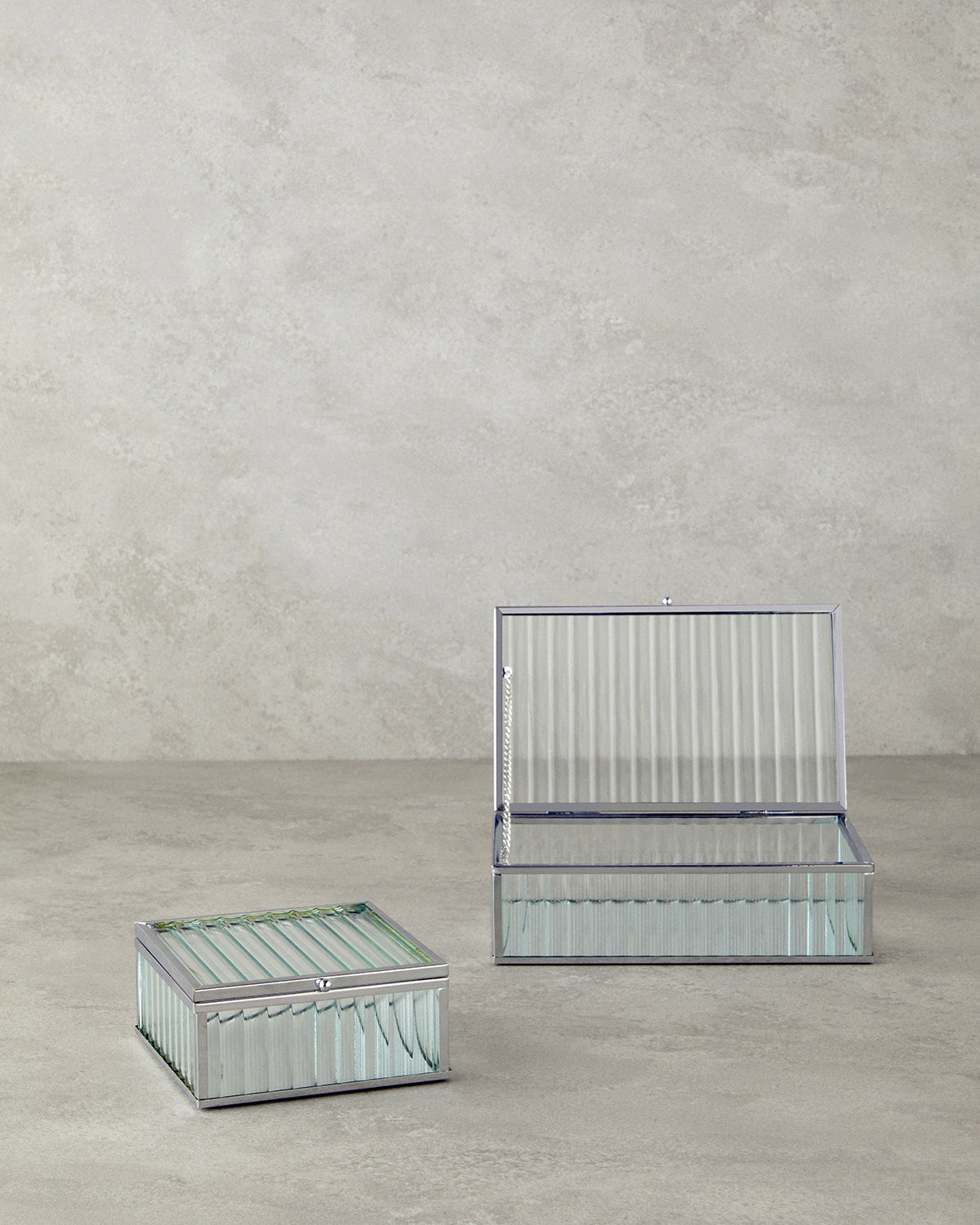 Glamour Glass Decorative Box Silver (view 4)