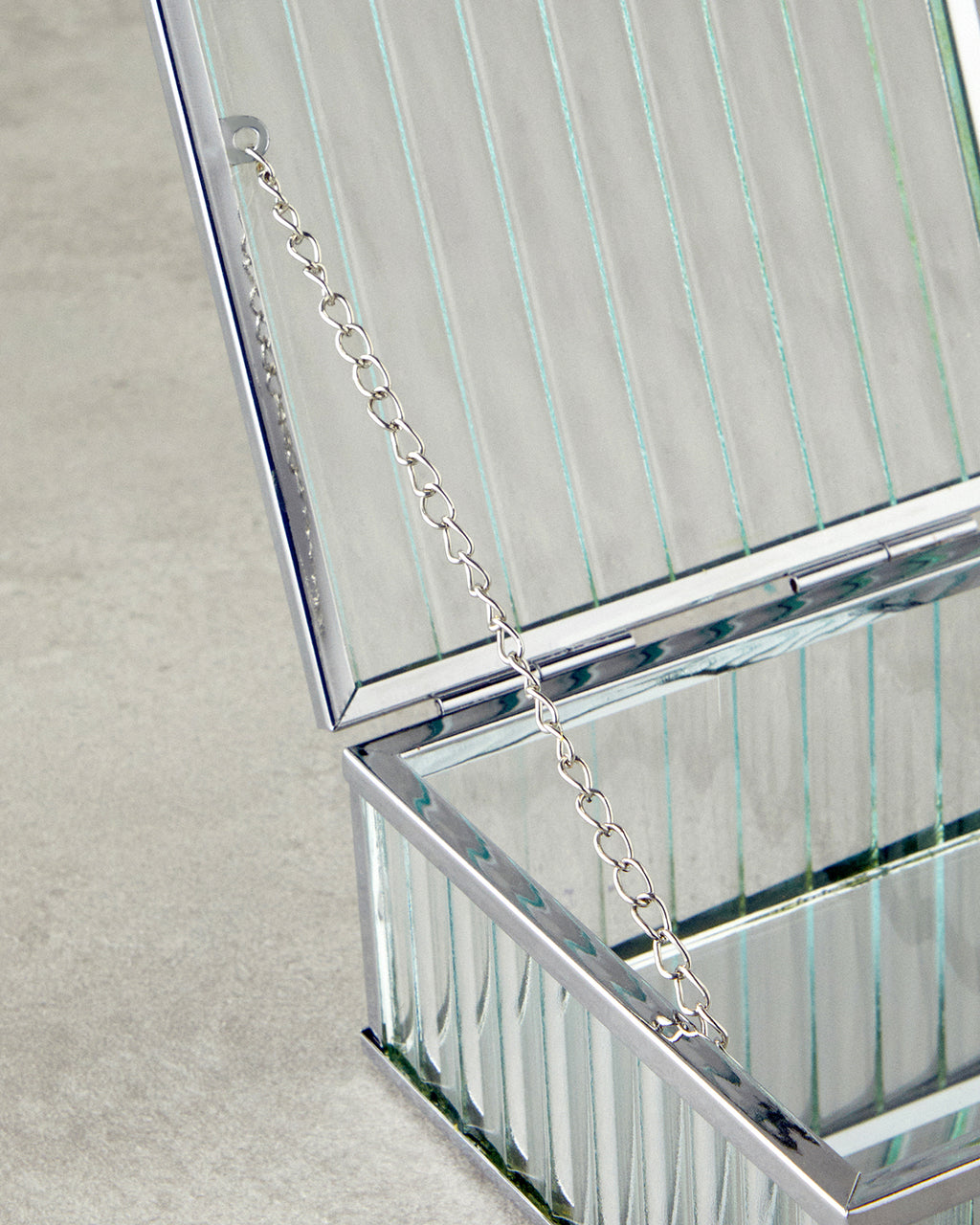 Glamour Glass Decorative Box Silver (view 7)
