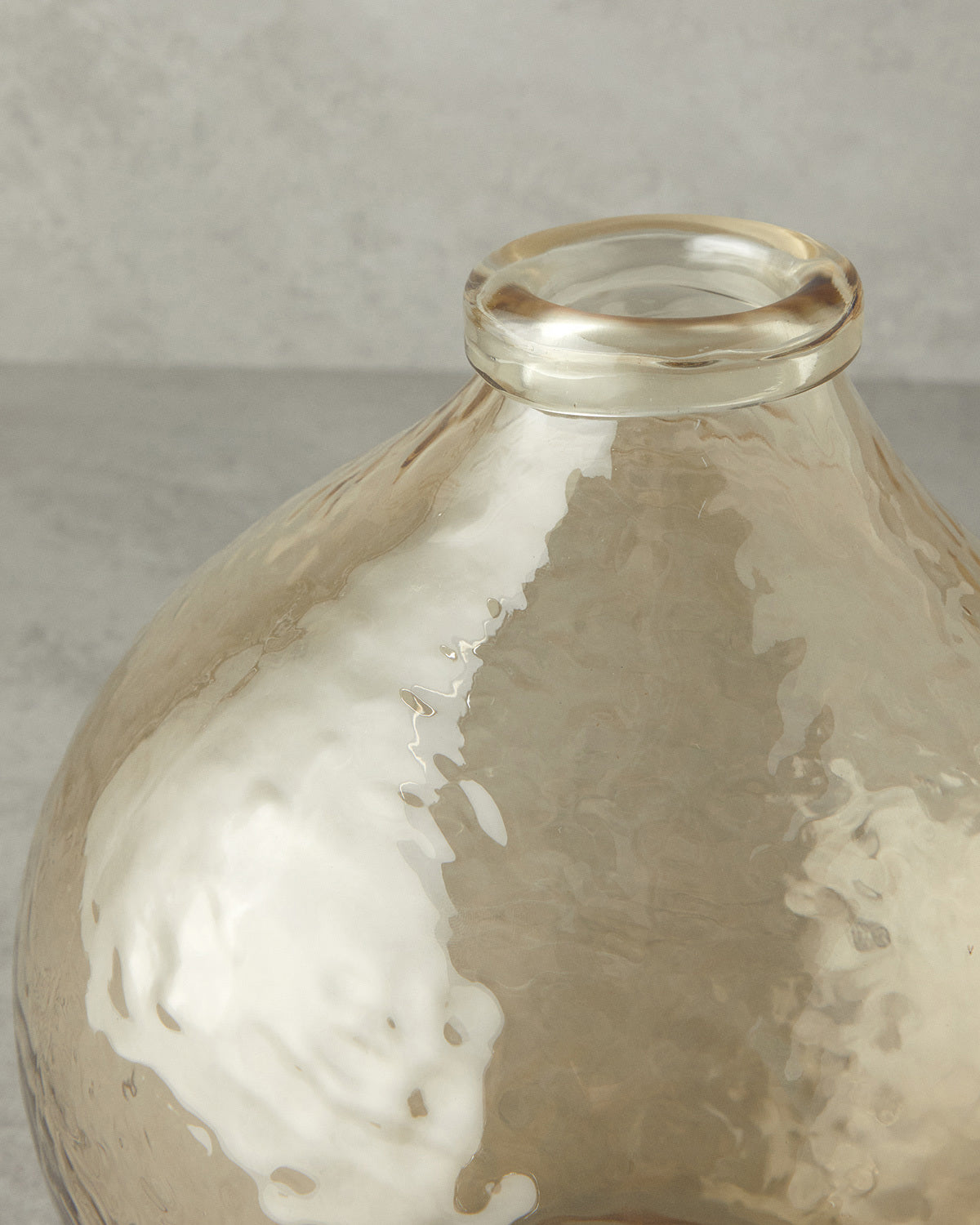 Lexus Glass Vase Amber (view 5)