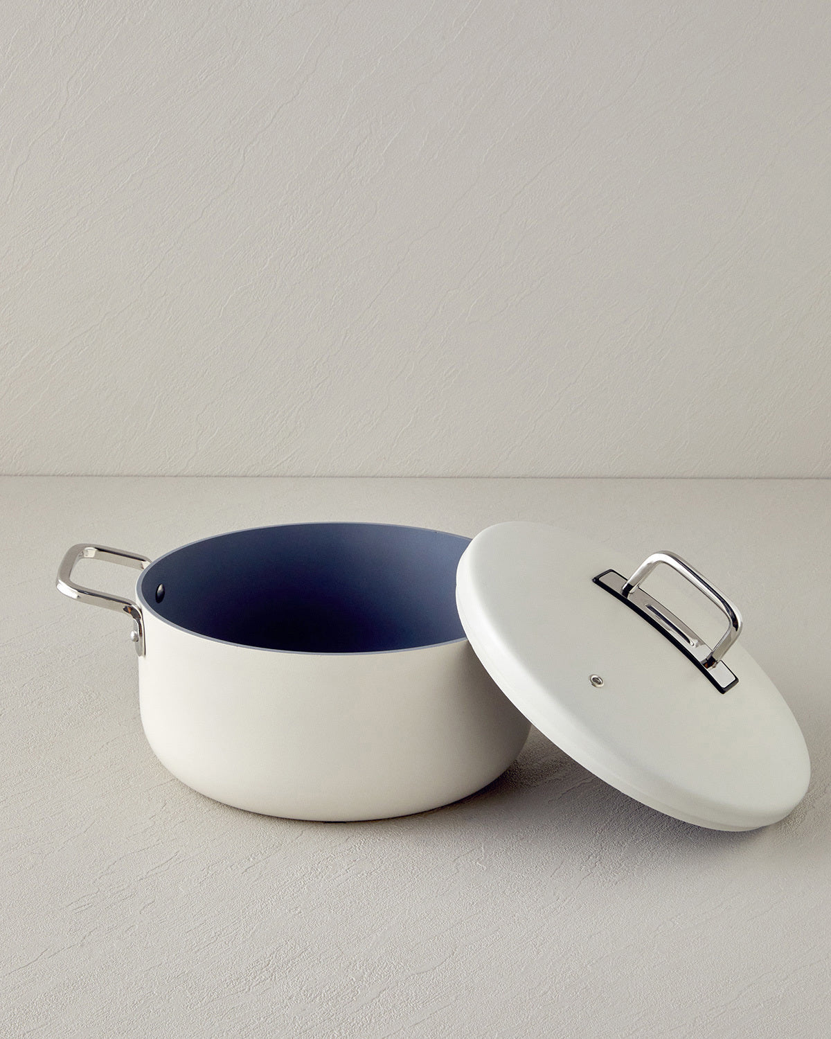 Luna Aluminum Deep Pot 24 cm - Cream