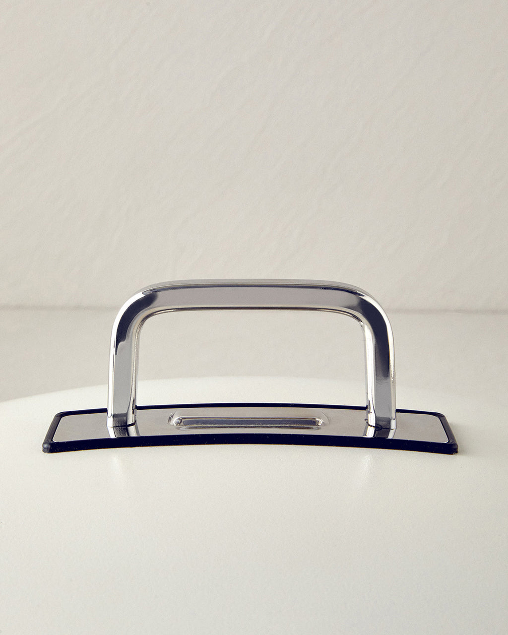 Luna Aluminum Flat Pot - Blue - 26 cm (view 2)