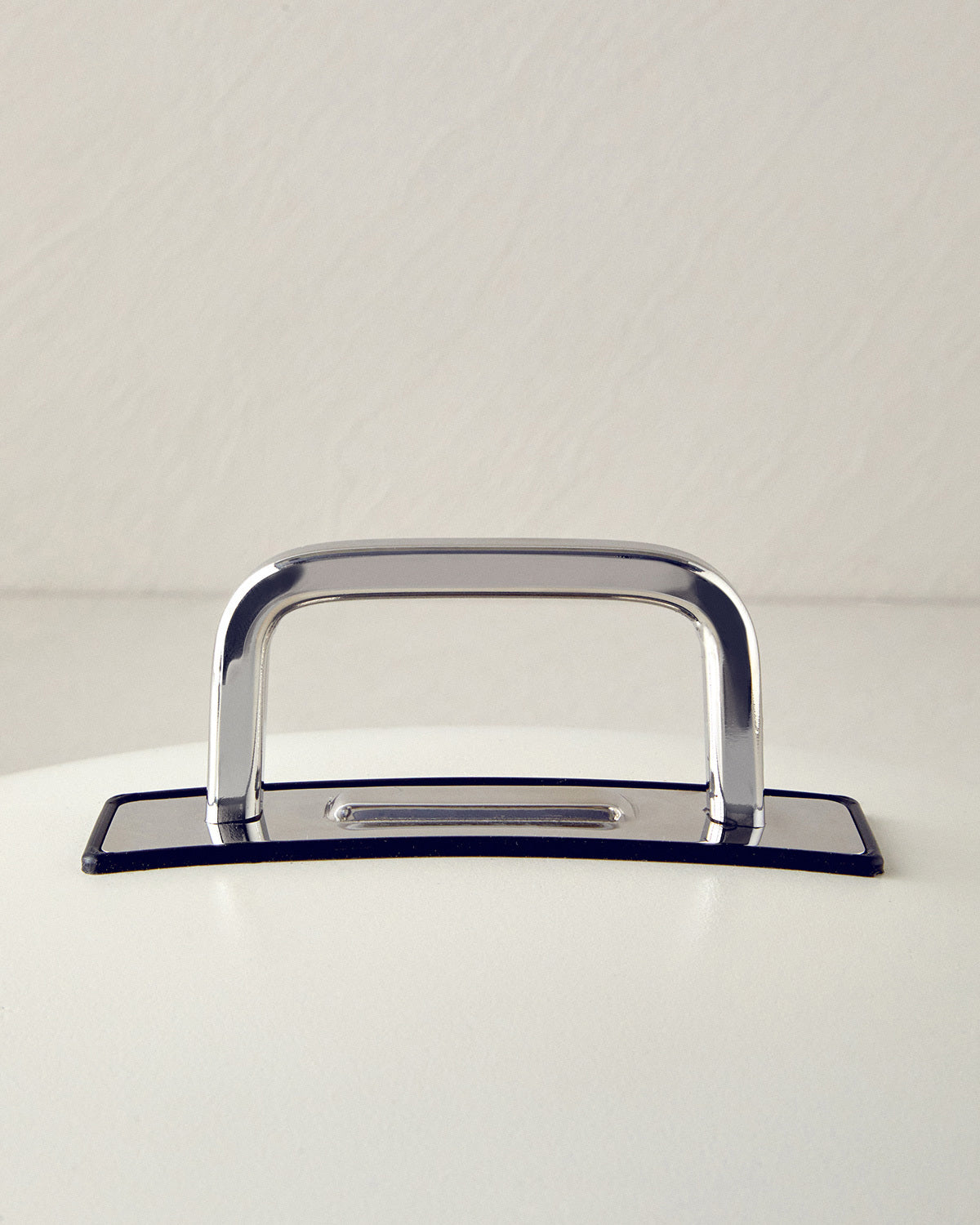 Luna Aluminum Flat Pot (view 14)