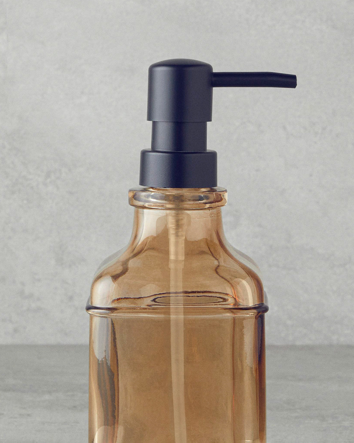 Polina Bathroom Soap Dispenser 21 cm - Amber (view 2)