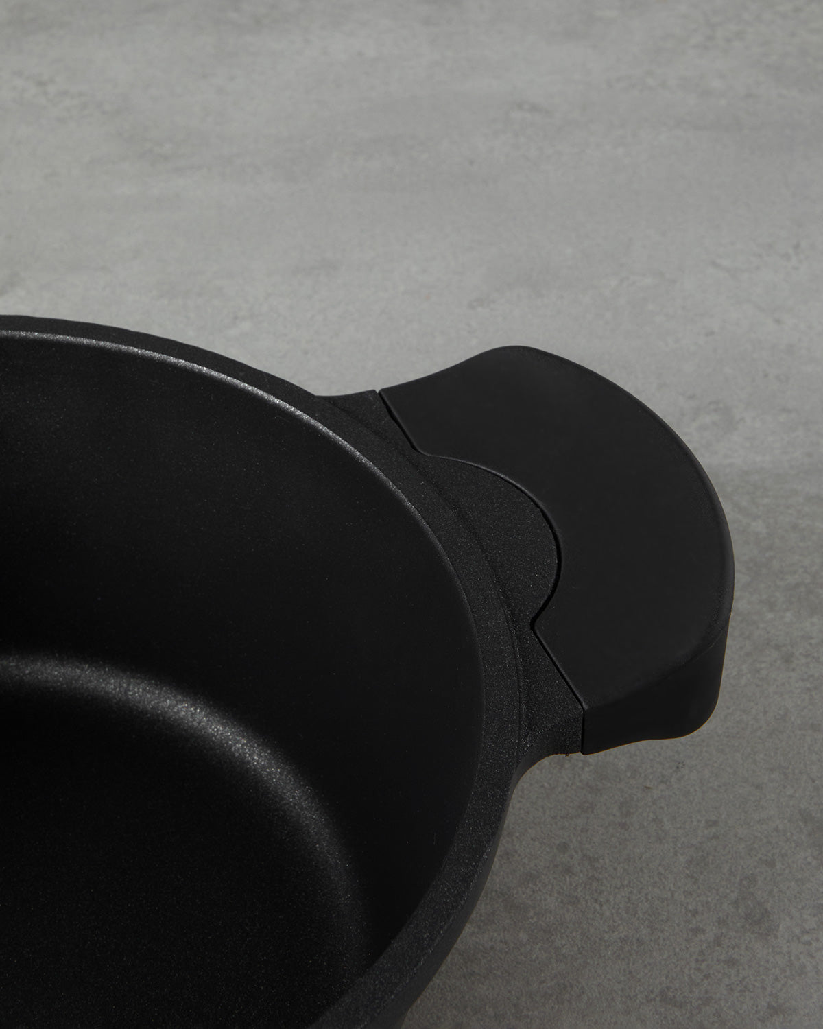 Aluminum Deep Pot Black (view 8)