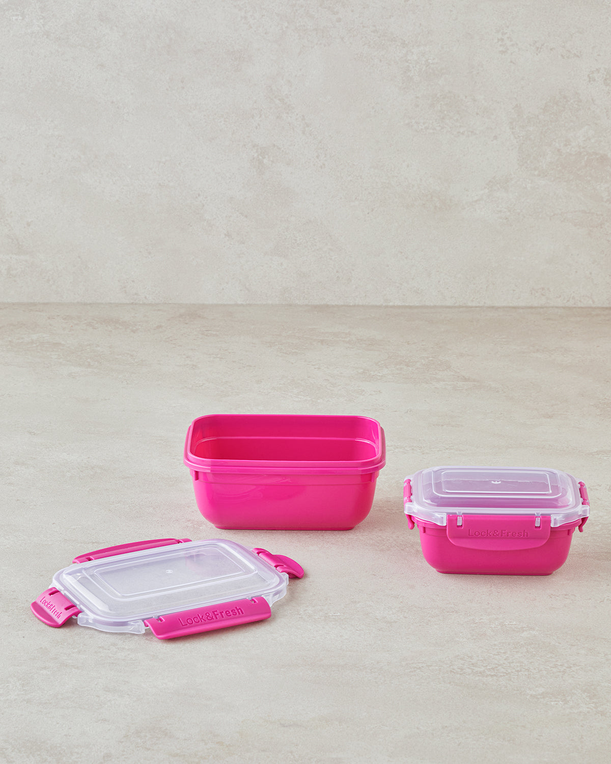 Master Lock Plastic Storage Container (view 10)