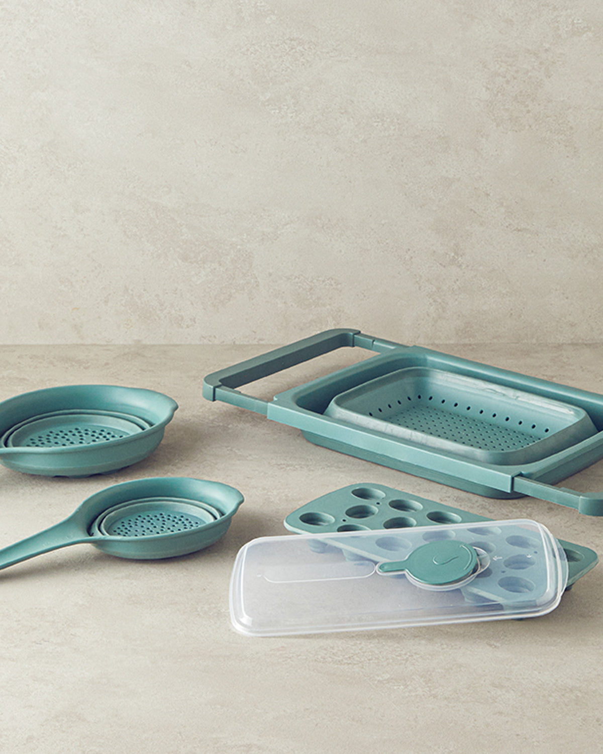 Mixed Shapes Plastic 4 Pieces Kitchen Tool 250ml+600ml +1500ml+5500ml Green (view 2)
