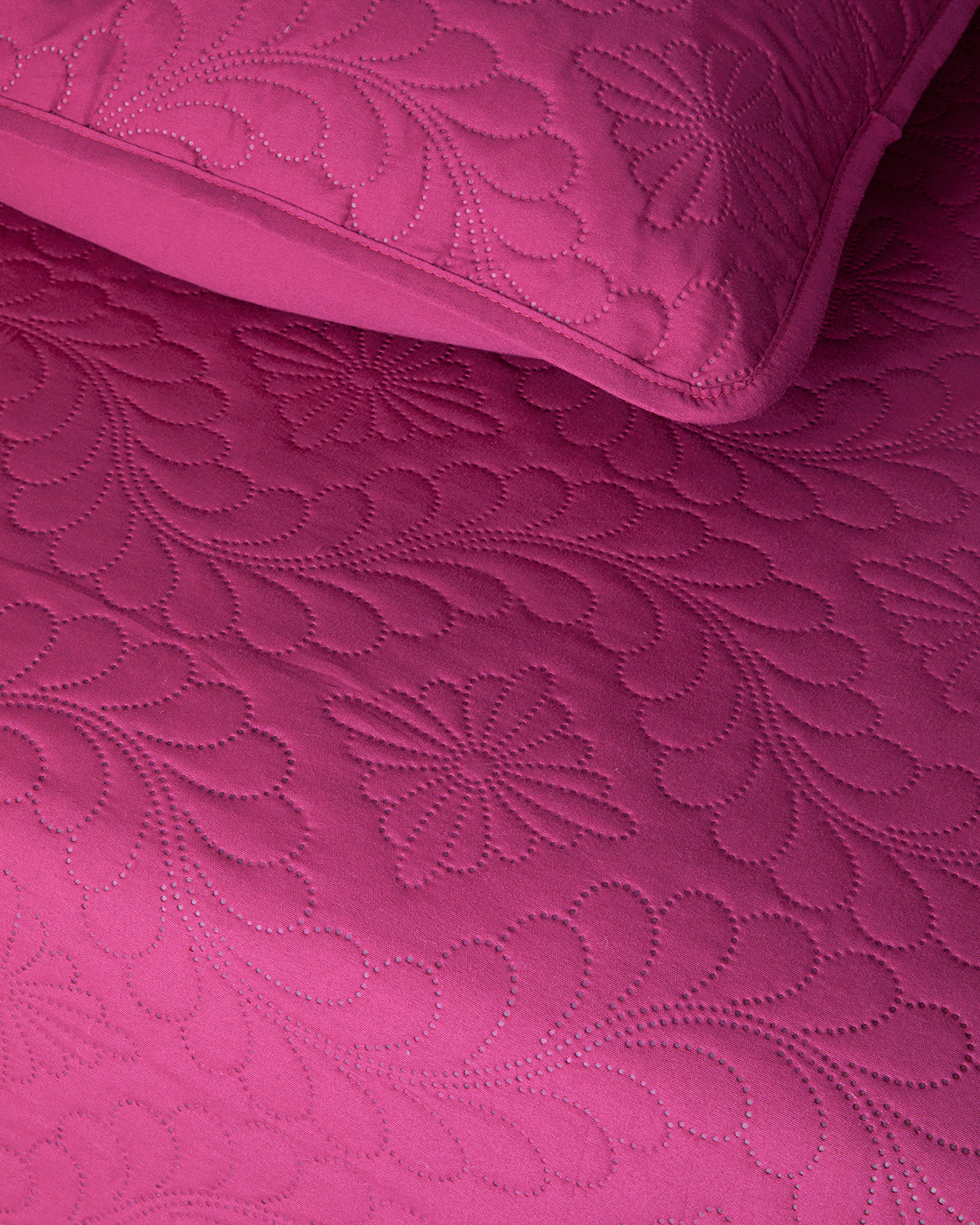 Gypsy Multipurpose Bed Spread Set Dark Pink (view 7)