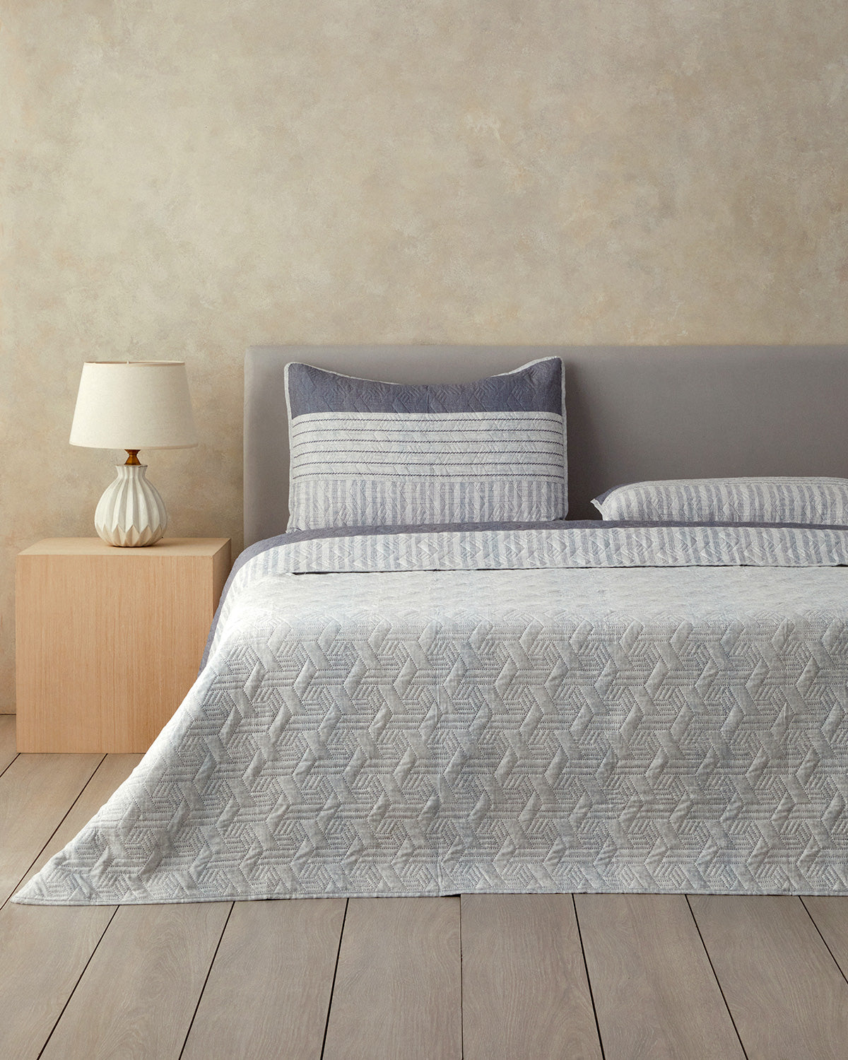 Multipurpose Bed Spread Set Gray (view 7)