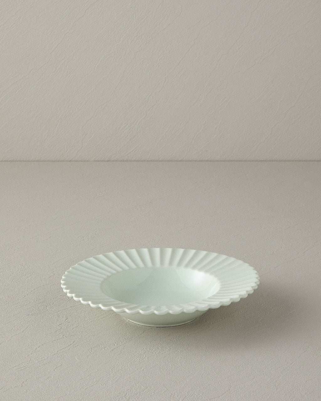 Fiore New Bone China Deep Plate 22 cm (view 5)