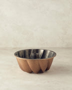 Cast Aluminum Cake Mold 25 cm Gold