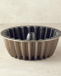 Cast Aluminum Cake Mold 26 cm Gold-Silver